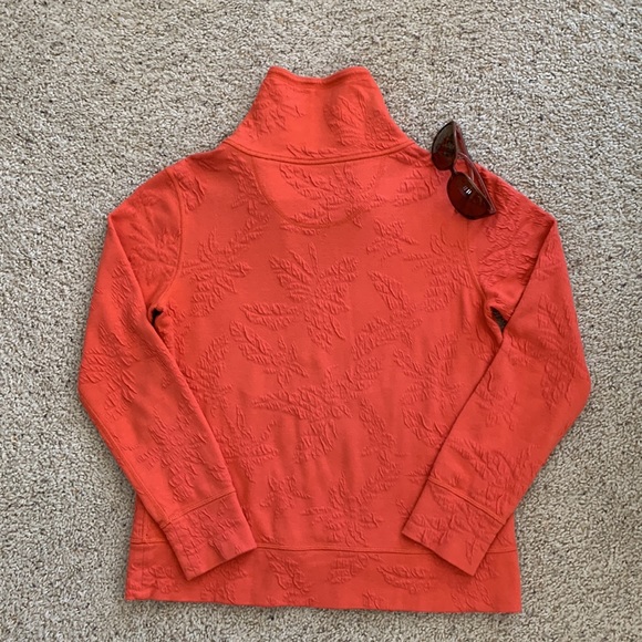 Tommy Bahama Half Zip - Picture 6 of 7